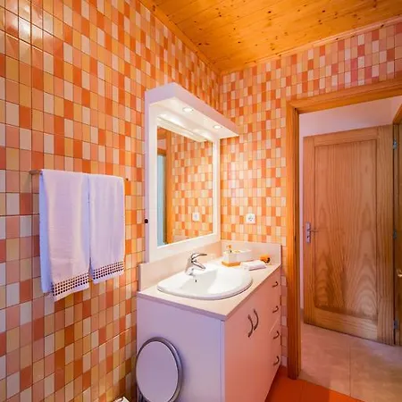 Holiday home Adega Pedra Do Lagar Calheta de Nesquim