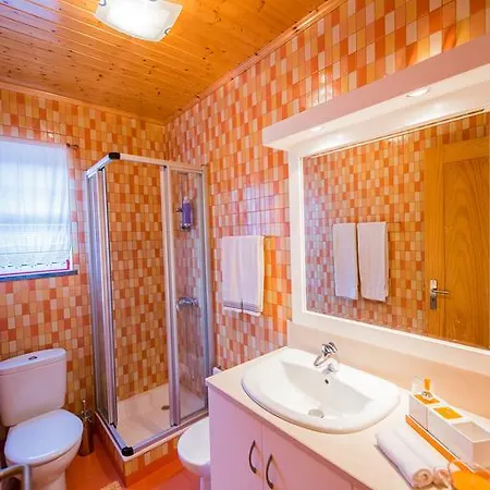 Adega Pedra Do Lagar Holiday home Calheta de Nesquim