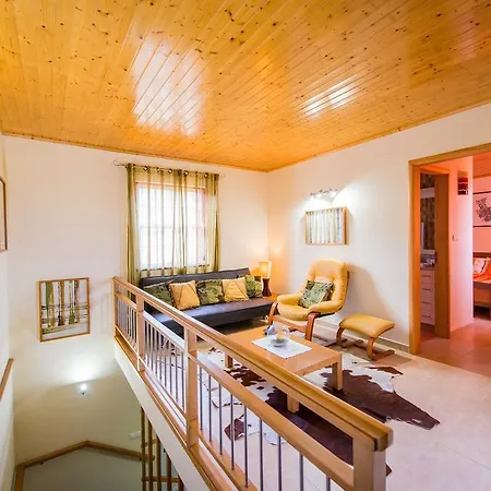 Adega Pedra Do Lagar Calheta de Nesquim